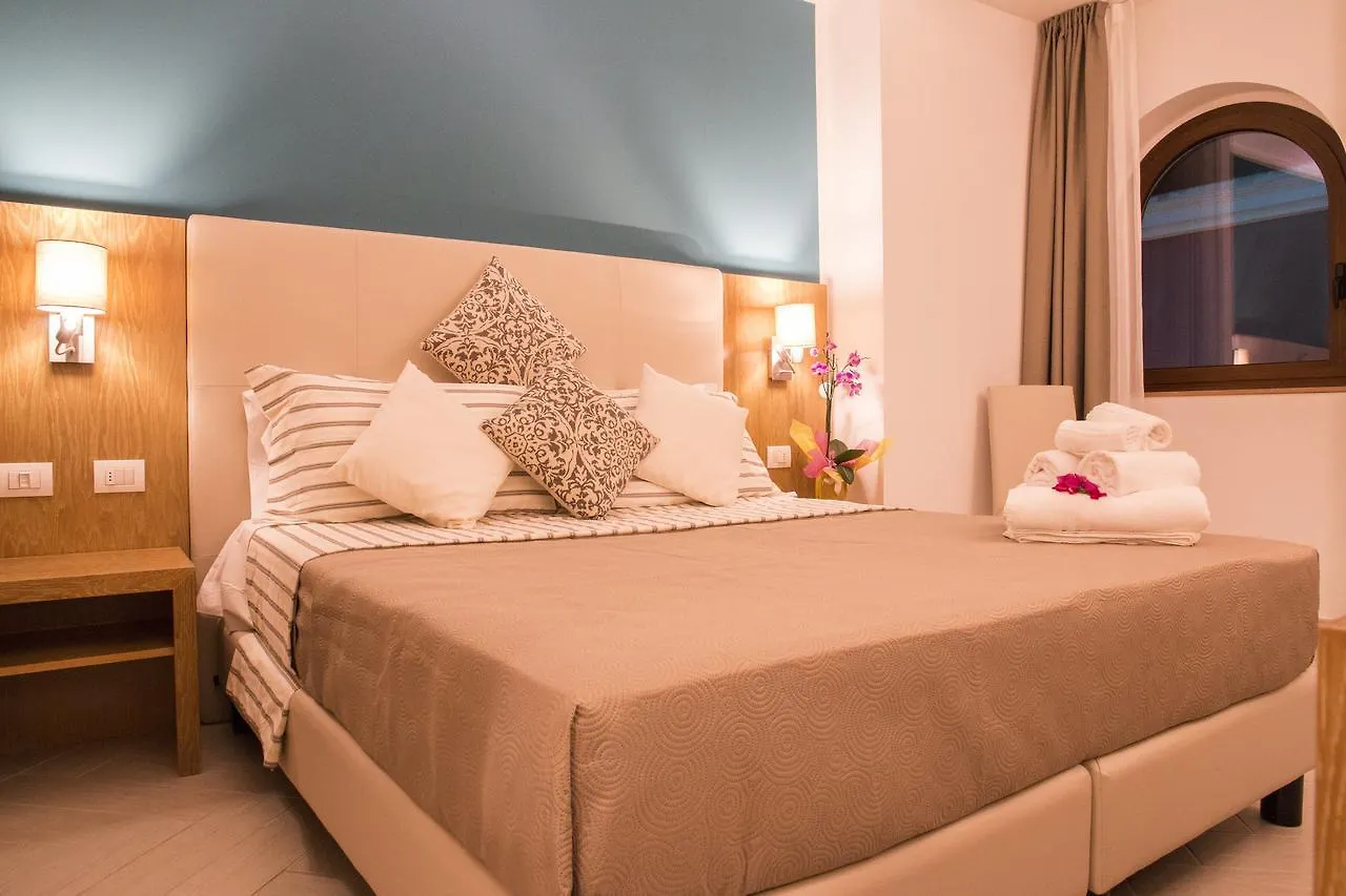 Hotel Maria Golfo Aranci 3*,  Italien